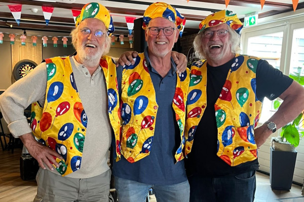 Burendag | Muzikale Meezing Bingo met Pech, Frans en Jan