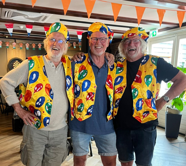 Burendag | Muzikale Meezing Bingo met Pech, Frans en Jan
