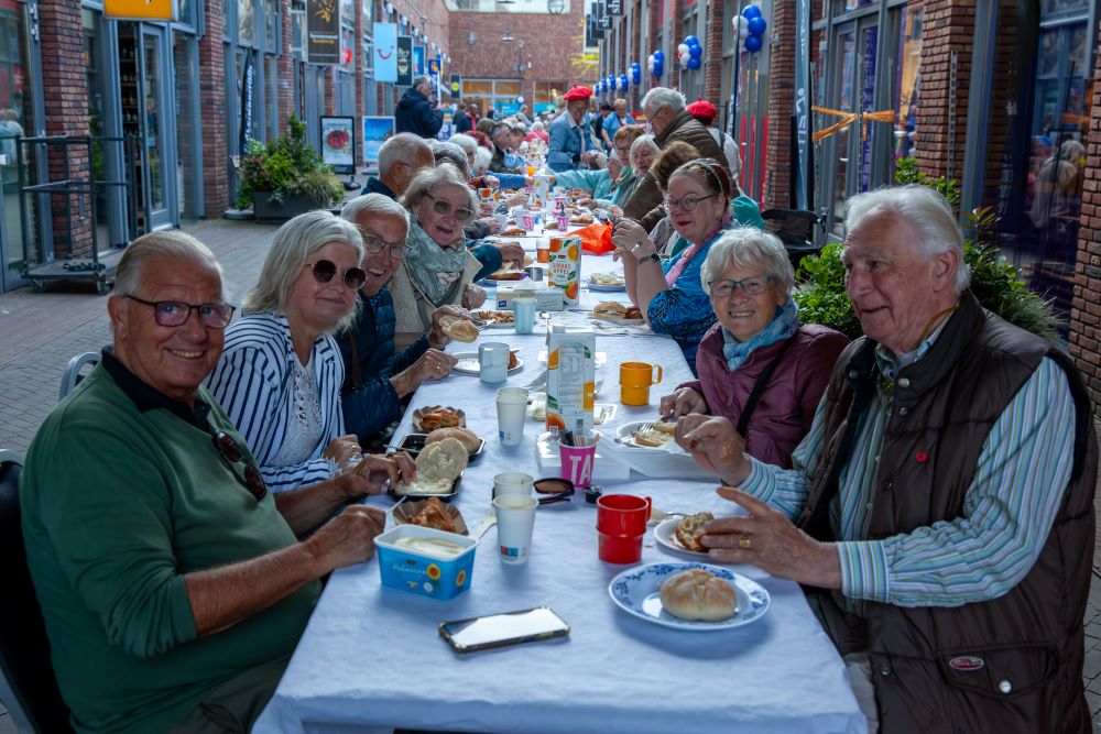 Inwoners aan de Franse ontbijttafel